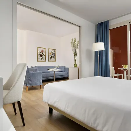 호텔 Continental Wellness & 4*