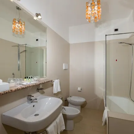 Continental Wellness&spa 4* Sirmione