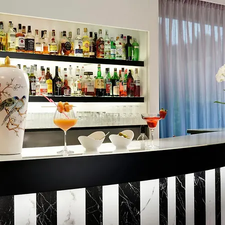 Continental Wellness & Otel Sirmione