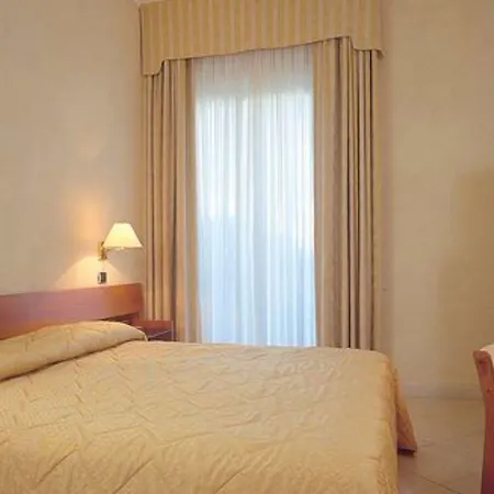 Otel Continental Wellness & Sirmione