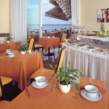 Continental Wellness & Otel